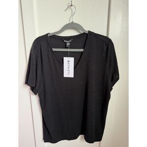 NWT Athleta Getaway V-Neck Tee, Large